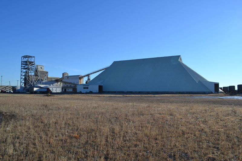 Hutchinson Salt facility with headframe and rail cars